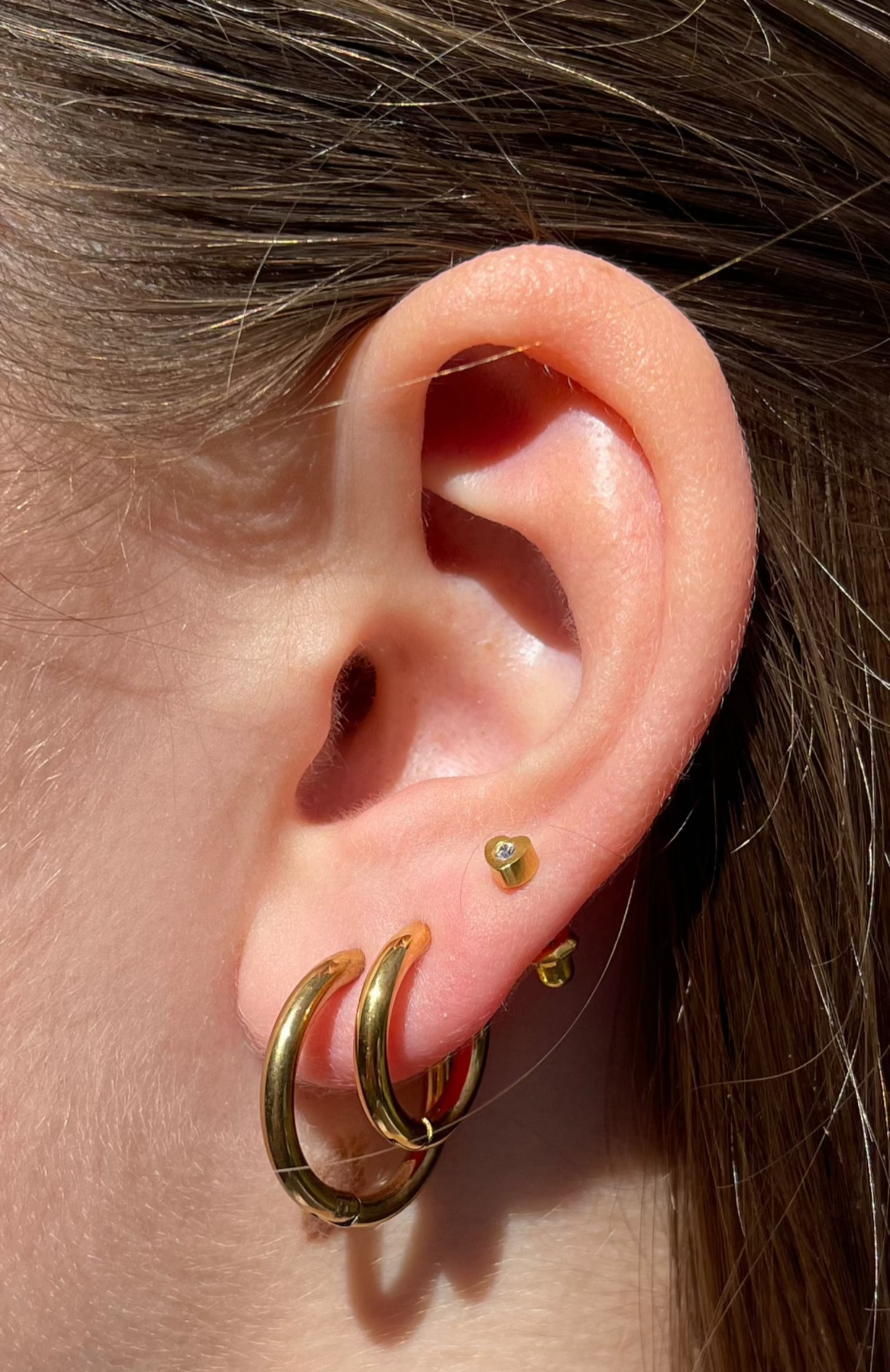 Basic Hoop Earring 16mm - Gold Colored Stainless Steel