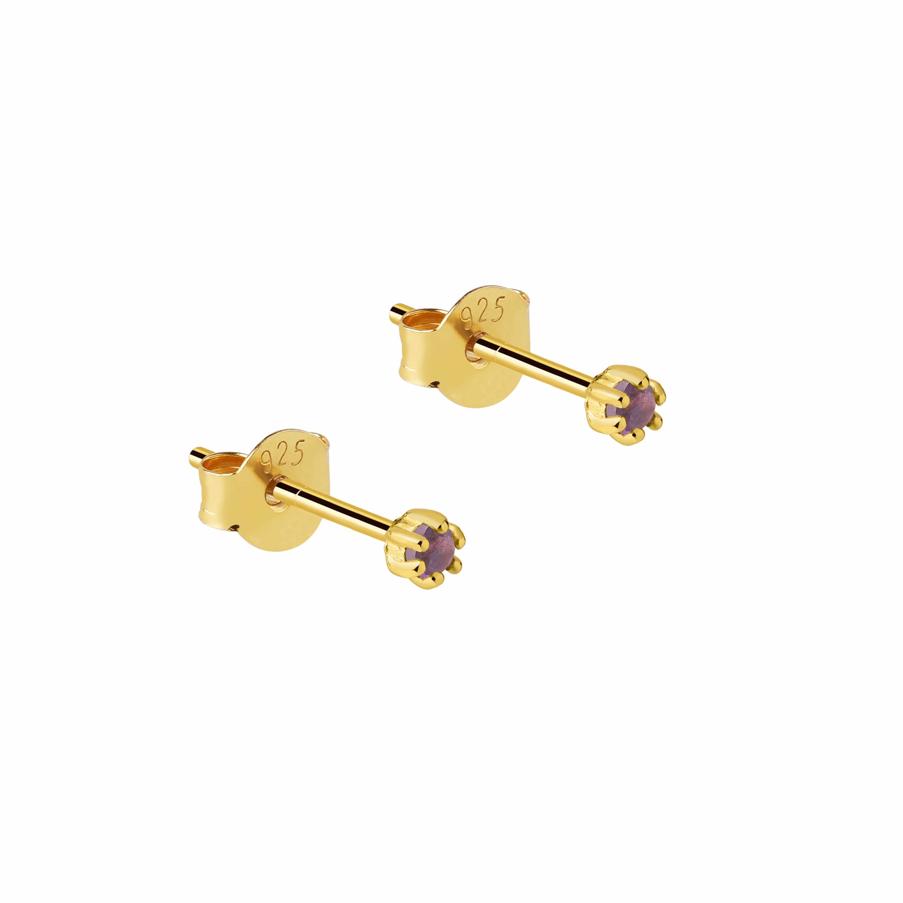 Amethyst stud earrings gold plated, Oorsteker met Amethist steentje verguld