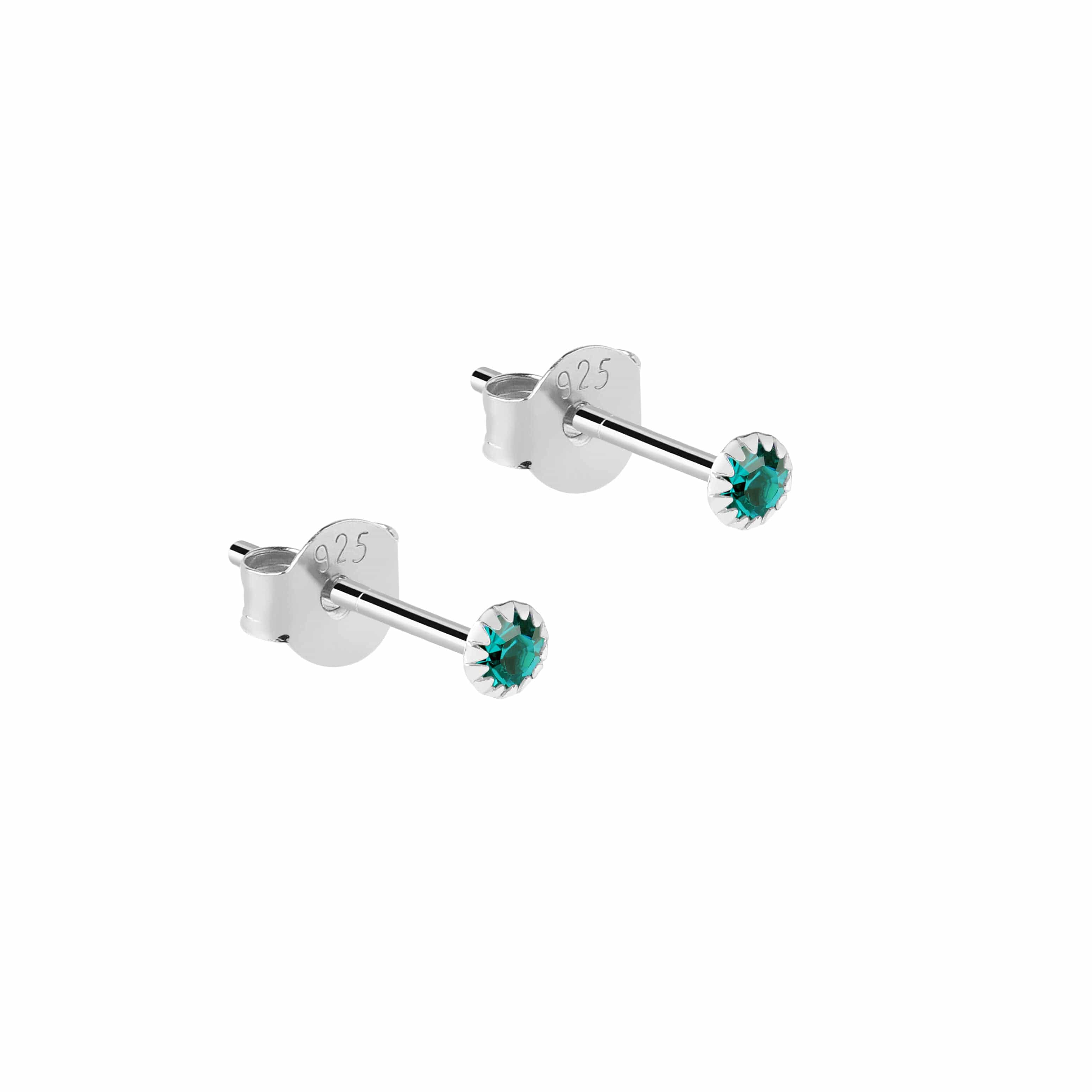 Silver stud earrings with Emerald stone, Zilveren oorstekers met Smaragd steen