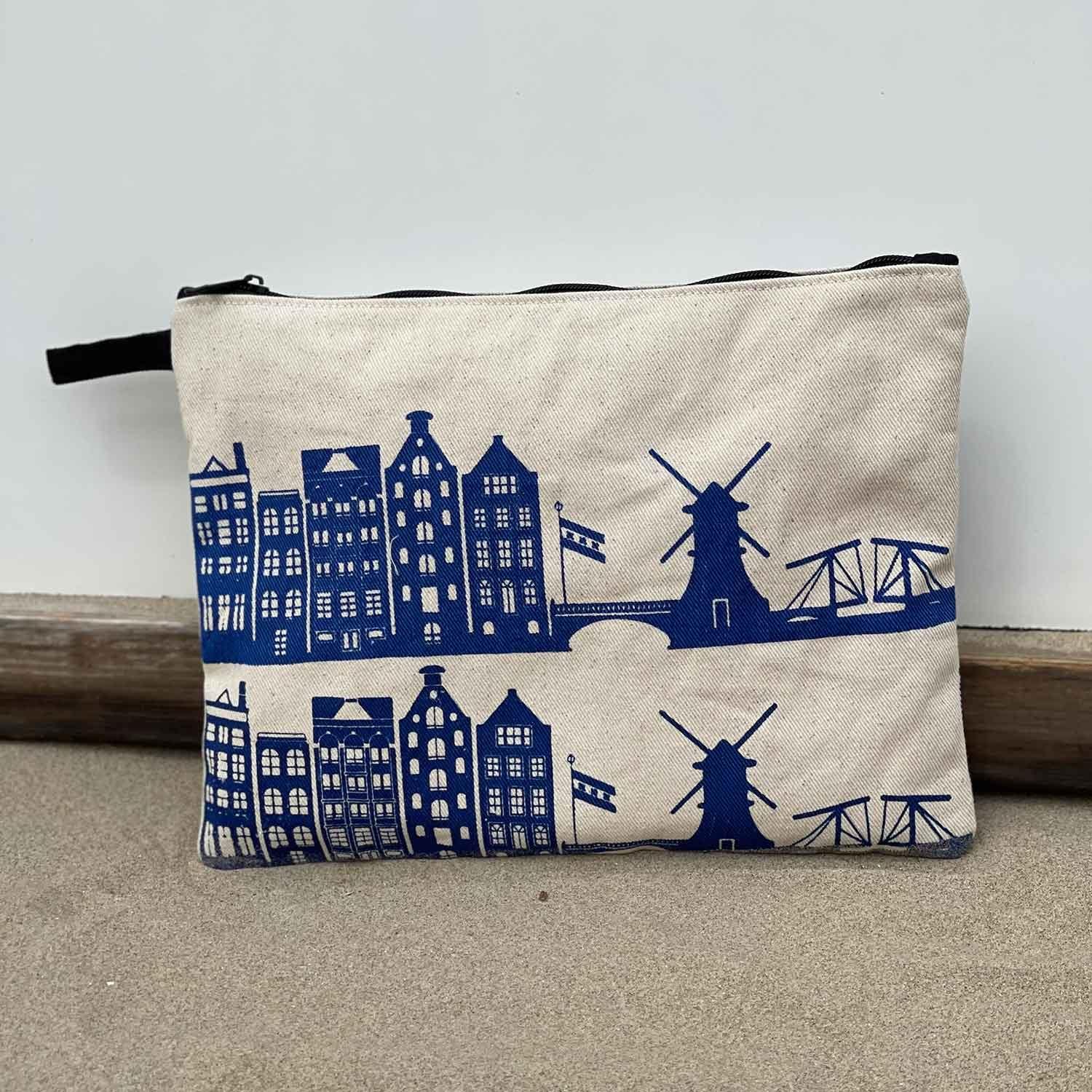 toilettas gracht delfts blauw print, pouch canal view Delft blue