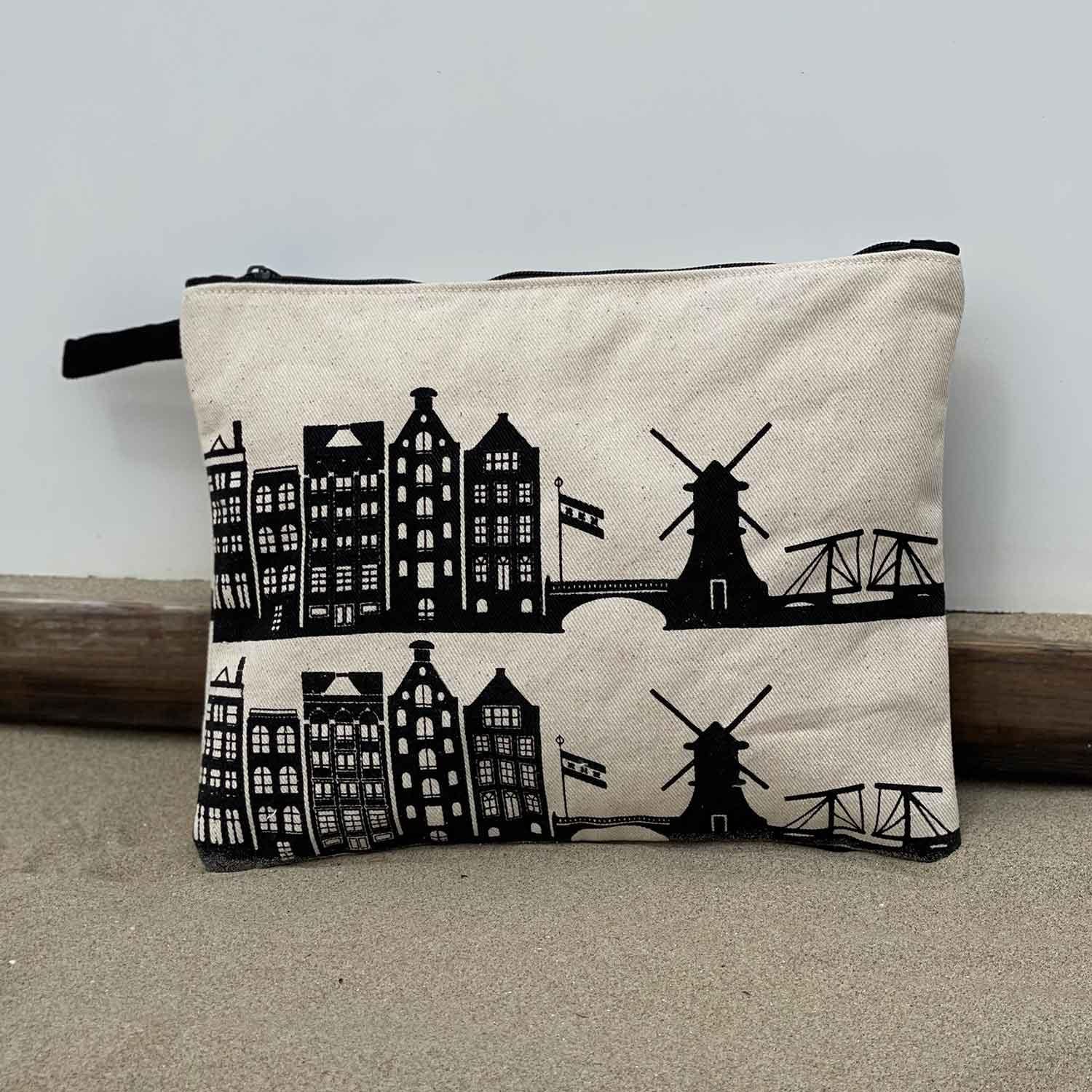 toilettas gracht zwart wit, canal view pouch