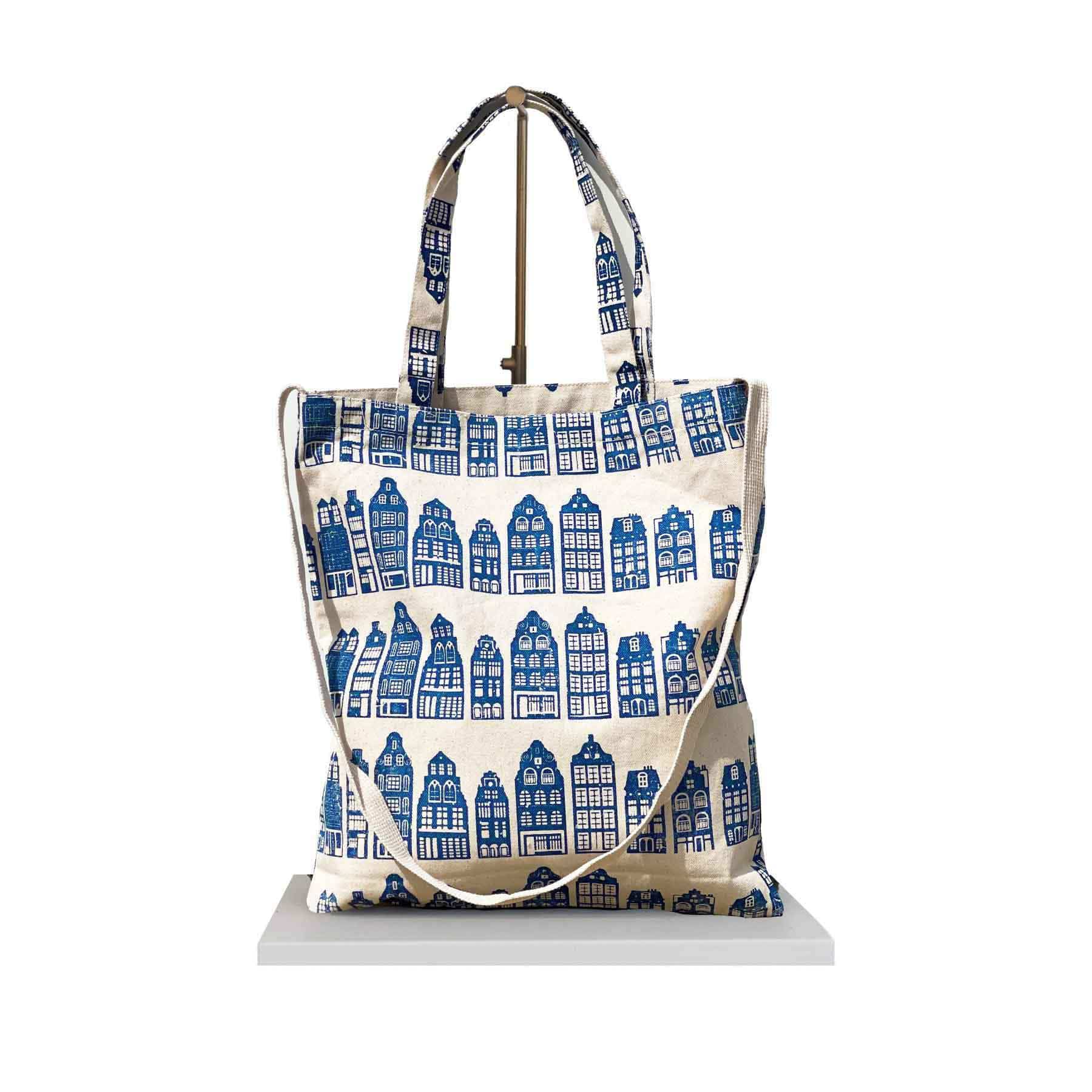 canal house canvas bag in blue, grachtenhuisjes in delfts blauw op linnen tas