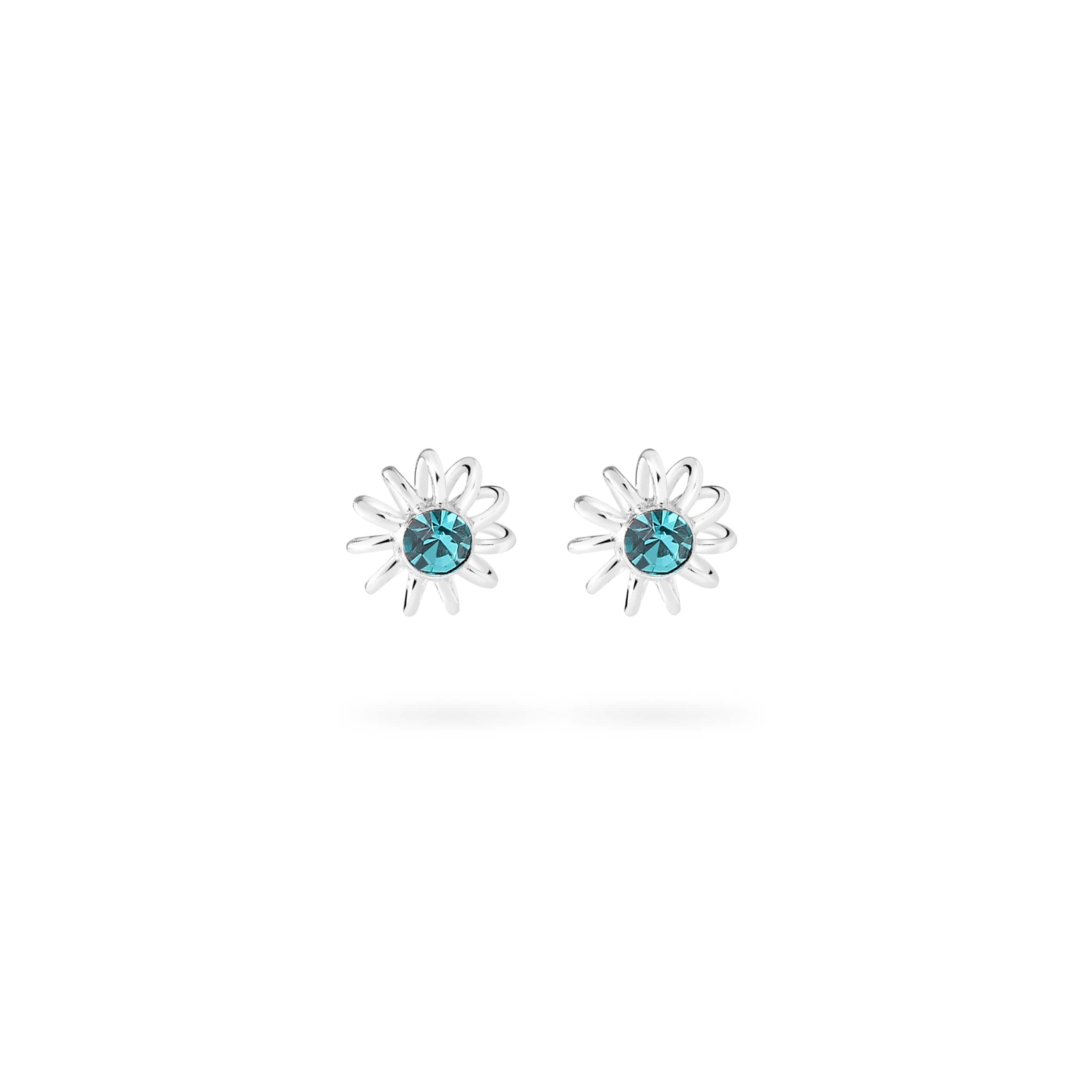 front view 925 silver flower ear stud with a blue zirconia heart